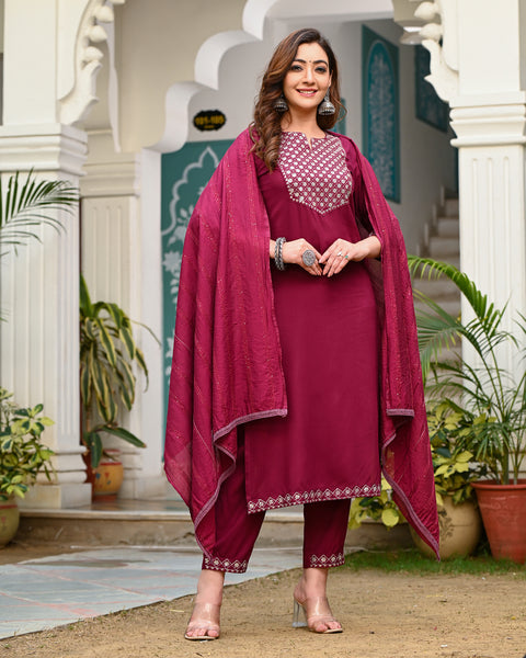 Embroidered Suit Set 261-WNE